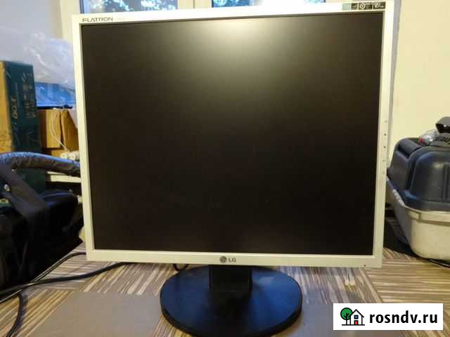 Монитор LG L1952S 19 дюймов Петрозаводск - изображение 1