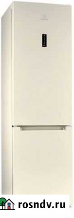 Холодильник Indesit DF 5200 E No frost Курск - изображение 1
