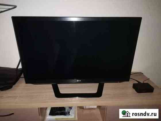 Телевизор lg 32 smart Свободный