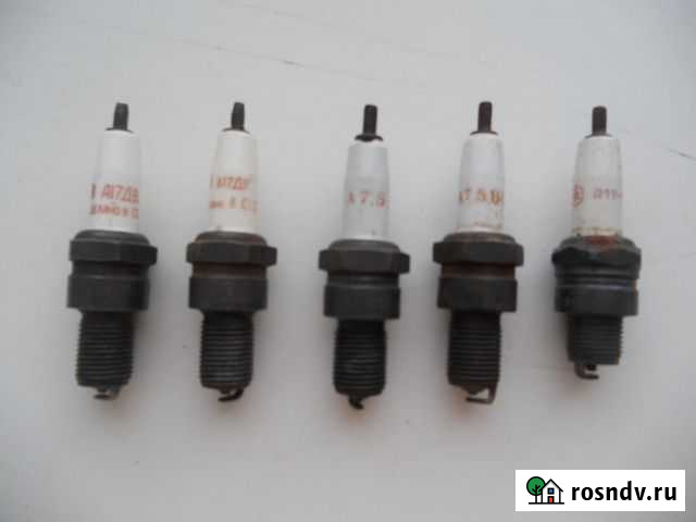 Свечи зажигания С С С Р - на швейные иглы Энгельс - изображение 1