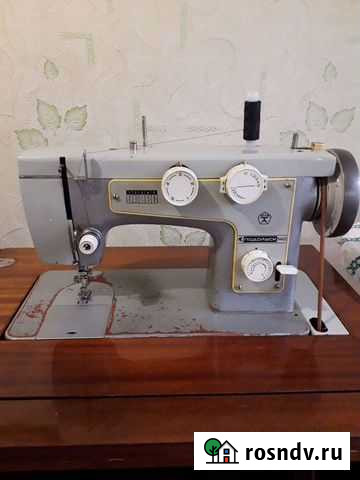 Швейная машина Подольск 142 Волжский - изображение 1