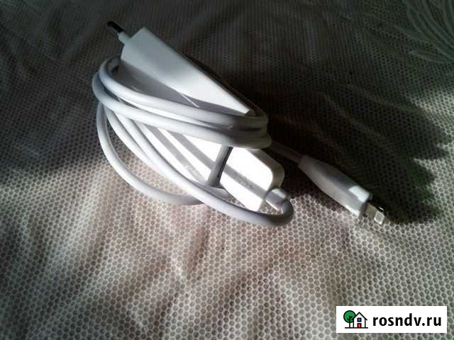 Сетевое зарядное устройство Apple USB Power Adapte Великий Новгород - изображение 1