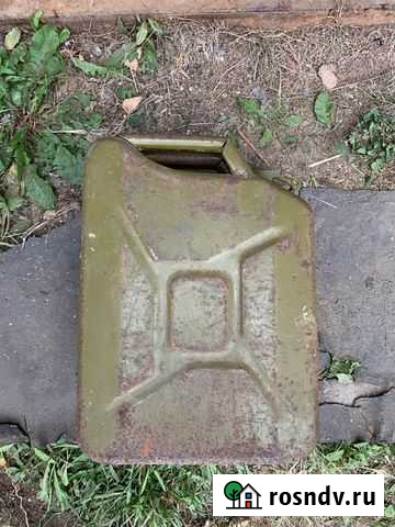 Канистра металлическая 20 л для бензина Добрянка - изображение 1