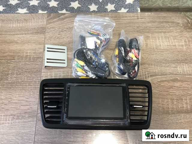 Планшет 8227L d+ рамка магнитолы Subaru Outback Губкинский - изображение 1