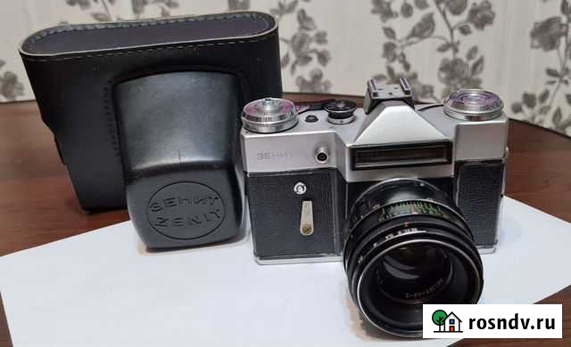 Фотоаппарат зенит-Е. 1981 г.в Благовещенск - изображение 1