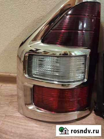 Митсубиси поджеро.заднии стоп сигналы Горбунки - изображение 1