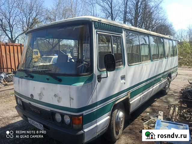 Междугородний / Пригородный автобус Toyota Coaster, 1990 Калининград - изображение 1