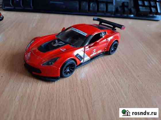 Chevrolet corvette c7 1:36 kinsmart Курск