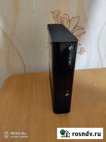 Xbox 360 slim e 500 gb Кирово-Чепецк - изображение 1