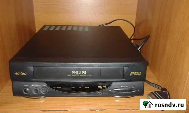 Видеомагнитофон Philips и видеокассеты Иркутск - изображение 1
