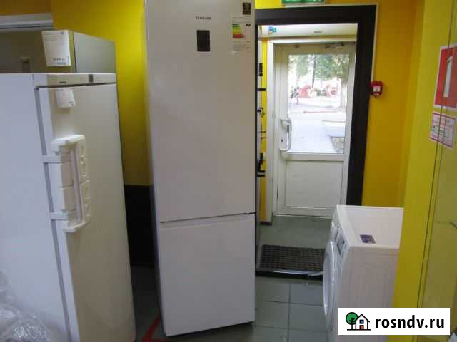 Холодильники Samsung RB38T676FWW Воронеж - изображение 1