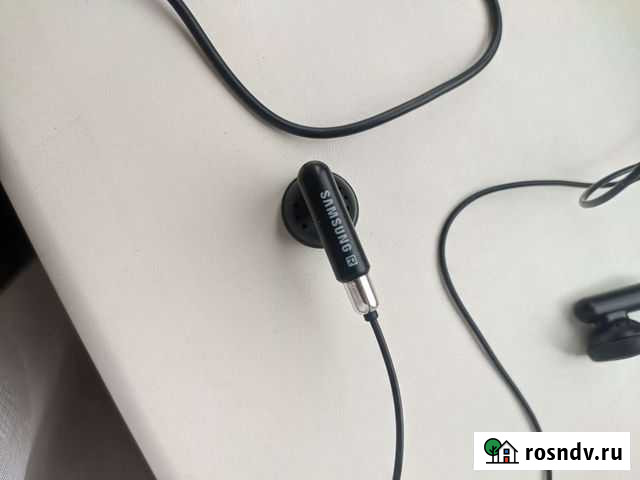Наушники Samsung Саратов - изображение 1