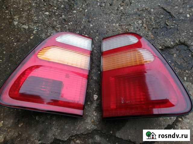 Фонарь задний внутренний Toyota Land Cruiser 100 Химки - изображение 1