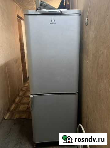 Холодильник indesit Ленинск-Кузнецкий - изображение 1