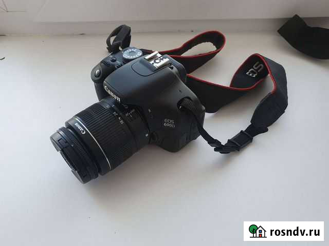 Зеркальный фотоаппарат canon 600d Ждановский - изображение 1