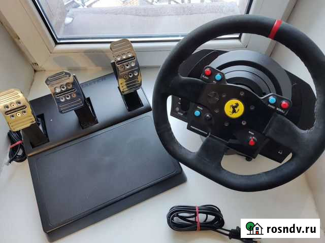 ThrustMaster T300 Ferrari Alcantara Edition Москва - изображение 1