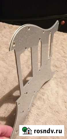 Пикгард Fender Strat,рамки датчиков Gibson Грозный - изображение 1