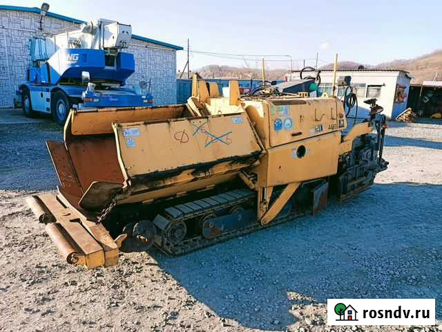 Гусеничный асфальтоукладчик Hanta F1430C 3м Находка - изображение 1