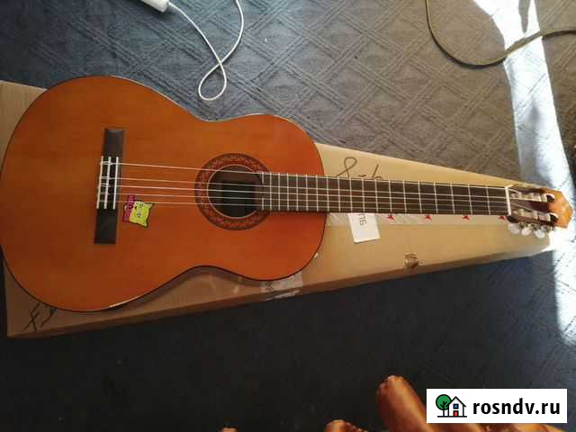 Акустическая гитара yamaha Чита - изображение 1