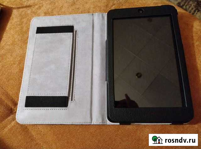 Планшет Асус ме 173 с чехлом Обнинск - изображение 1