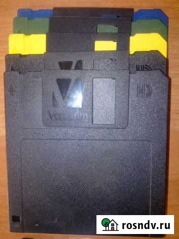 Дискеты Verbatim 3.5 дюйма 5шт и другие всего 10шт Барнаул - изображение 1