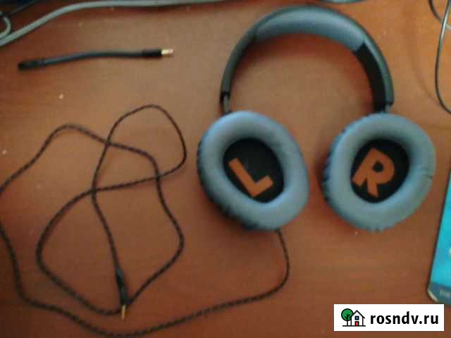 Наушники с микрофоном Санкт-Петербург - изображение 1