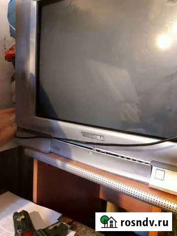 Телевизор toshiba рабочий, 52 дюйма примерно Тихорецк - изображение 1
