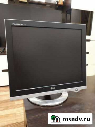 Монитор LG flatron Набережные Челны - изображение 1