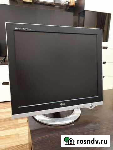 Монитор LG flatron Набережные Челны - изображение 1