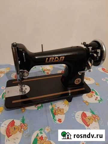 Швейная машинка LADA 121 Кемерово - изображение 1