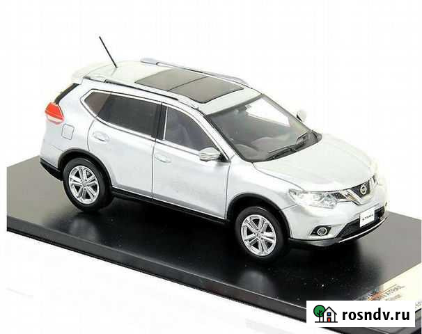 Модель 1/43 Nissan X-Trail 2014 серебристый Владивосток - изображение 1