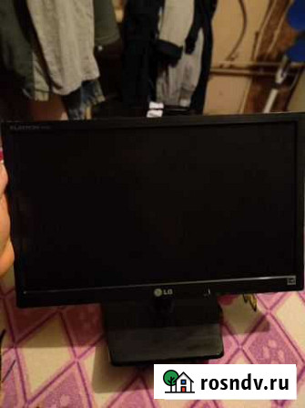 Монитор LG Е1942, 19дюймов широкоформатка Краснодар - изображение 1