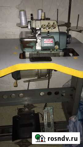 Швейная машинка оверлок Семендер - изображение 1