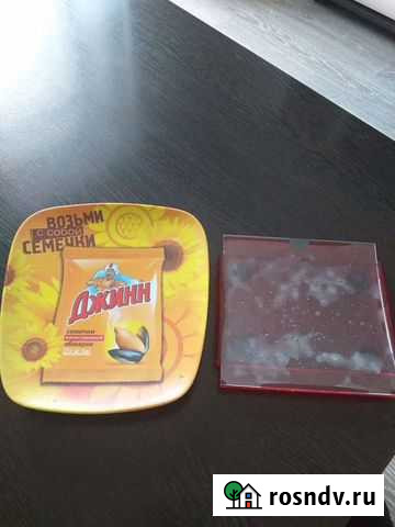 Отдам, две кассовые тарелки Маркова - изображение 1