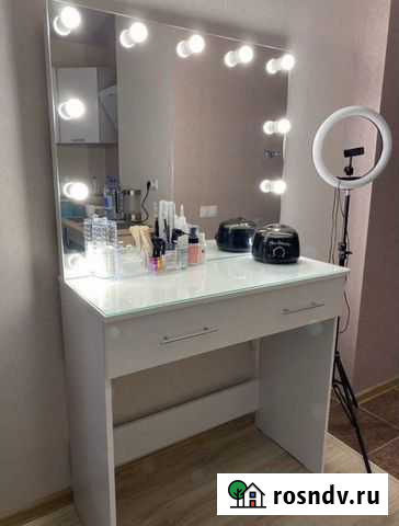 Гримерный столик с лампочками Краснодар - изображение 1