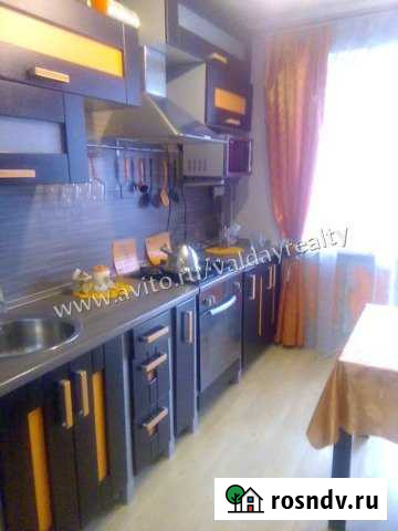 3-комнатная квартира, 71 м², 4/5 эт. на продажу в Валдае Валдай - изображение 1