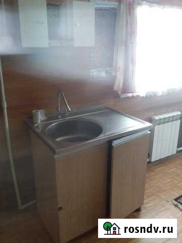 Дом 30 м² на участке 1 сот. в аренду на длительный срок в Омске Омск - изображение 1