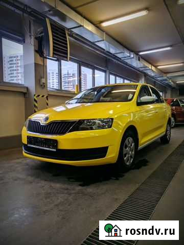 Оклейка авто белой или желтой пленкой под такси Ростов-на-Дону - изображение 1