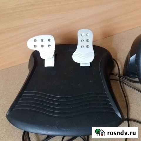 Игровой руль с педалями Астрахань - изображение 1