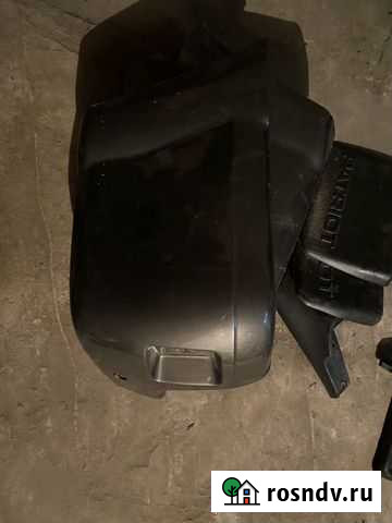 Боковины на задний бампер уза патриот 2014 года Новый Уренгой - изображение 1