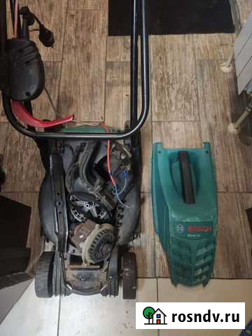 Газонокосилка электрическая bosch rotak 32 Великий Новгород - изображение 1