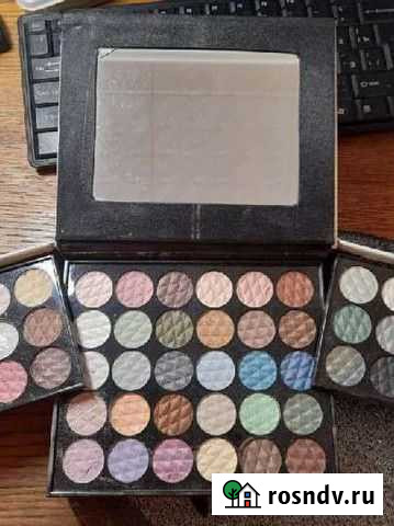 Палитра теней б/у Александров - изображение 1