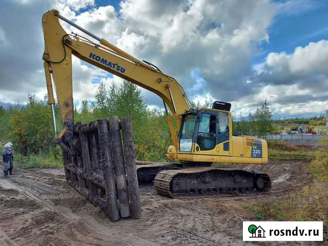 Услуги гусеничного экскаватора komatsu (болотник) Усинск - изображение 1