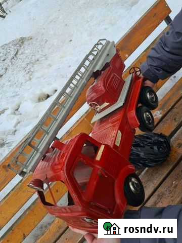 Жестяная пожарная машина сим СССР игрушка Москва - изображение 1