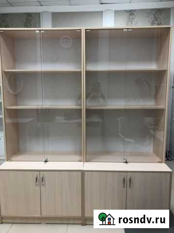 Стеллажи, стол офисный, компьютерный и 2 столика И Грозный - изображение 1