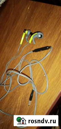 Наушники earpods Горячий Ключ - изображение 1