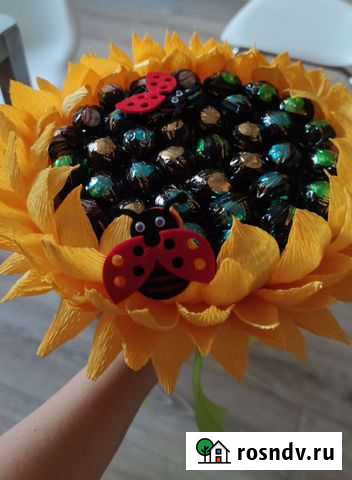 Ростовые цветы и букеты из конфет Воронеж - изображение 1