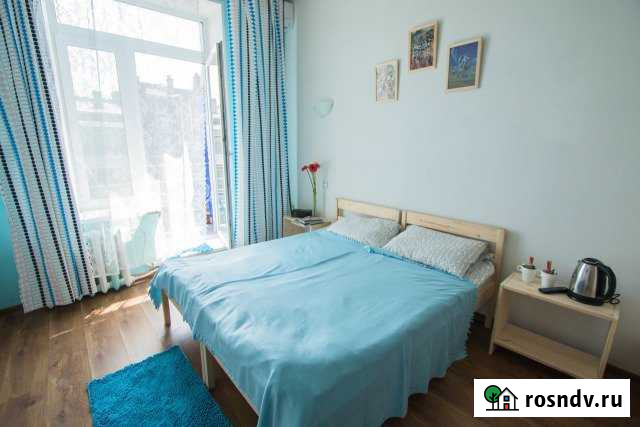 Комната 15 м² в 6-ком. кв., 3/3 эт. в аренду посуточно во Владивостоке Владивосток - изображение 1