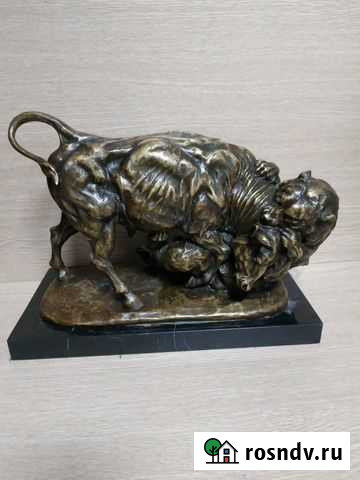 Скульптура бронза Схватка быка с медведем Москва - изображение 1