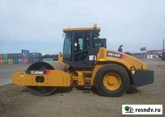 Стекло двери нижнее левое на каток xcmg XS 143 Казань